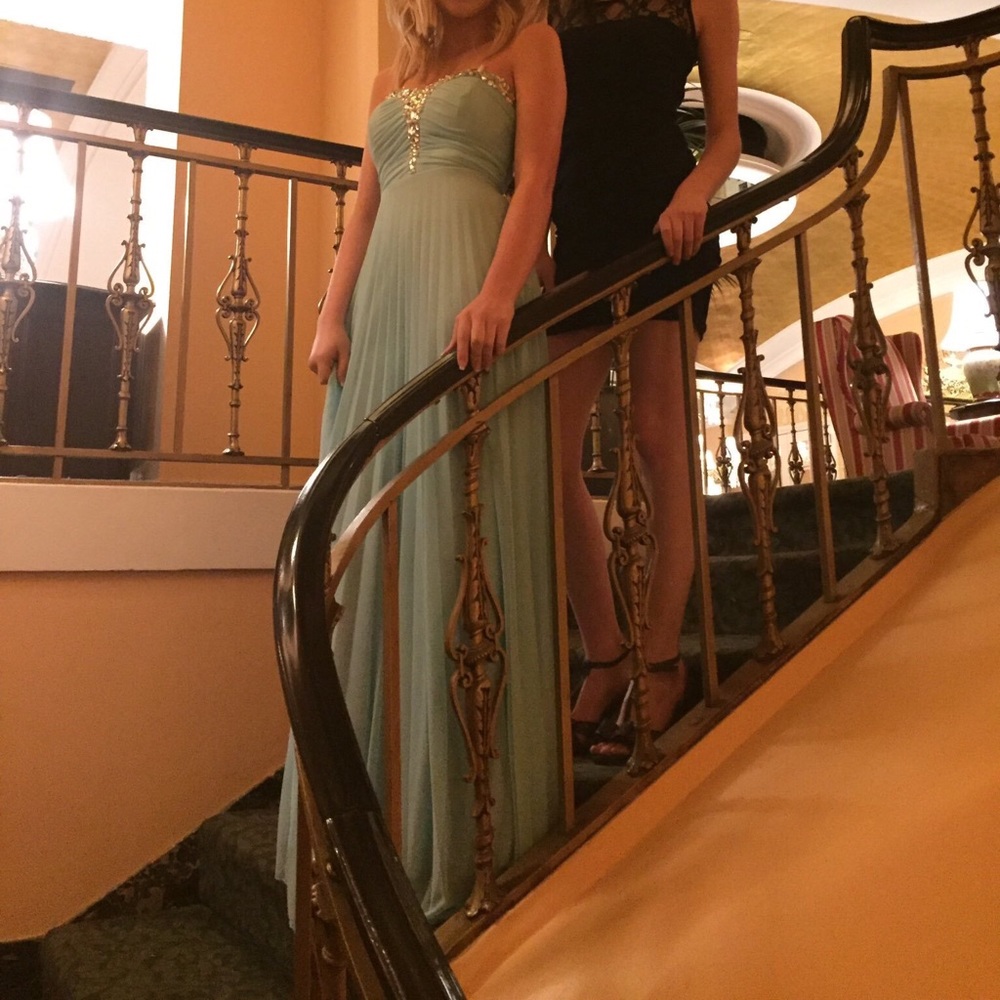 adorable blue special occasion dress <3